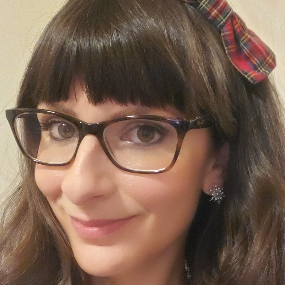 Meet your Posher, Corinne